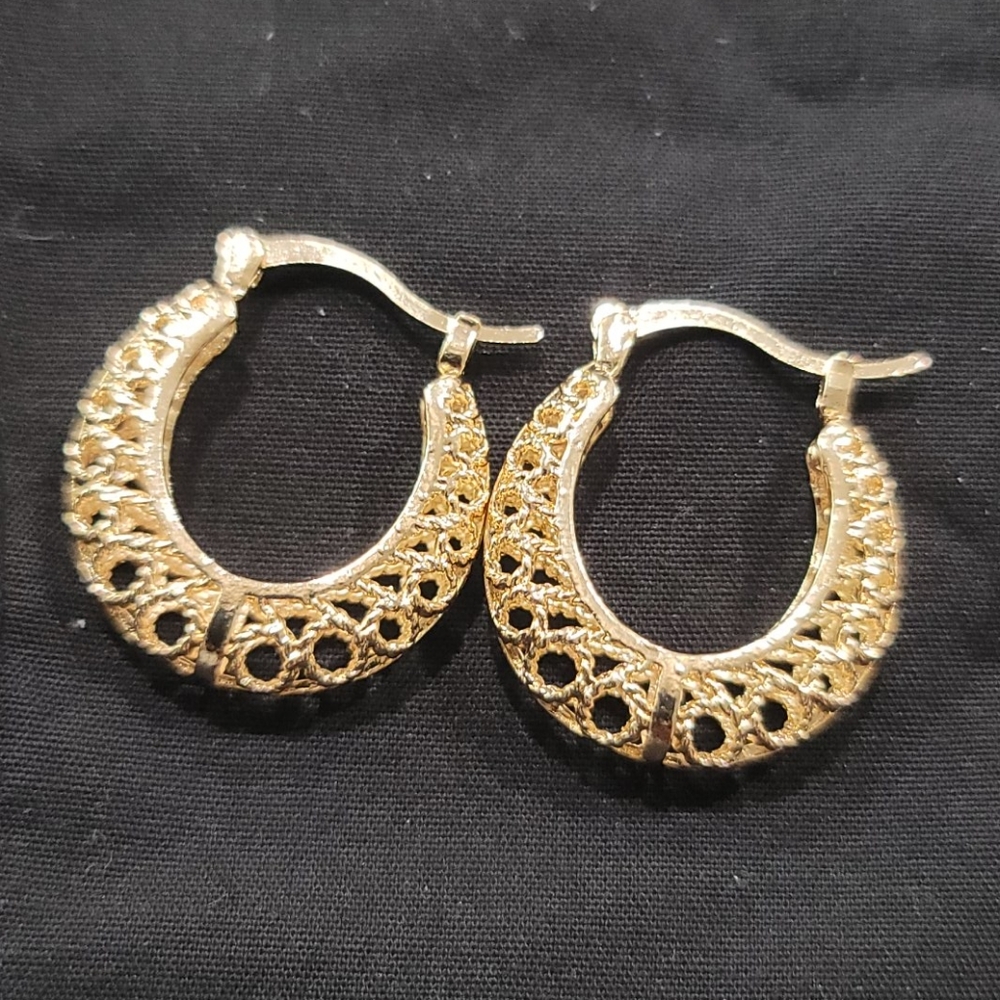 Woven basket earings